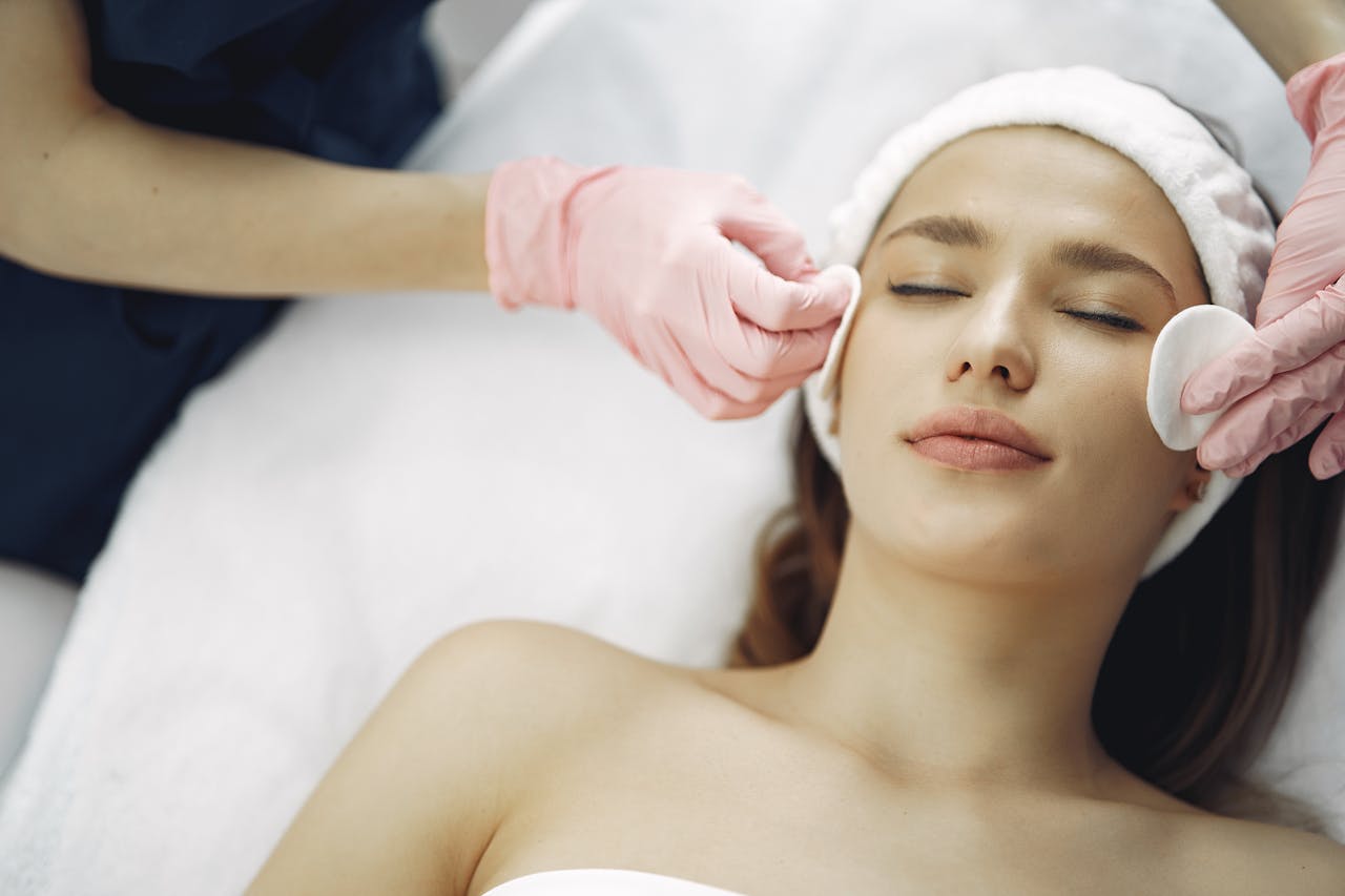 Why Professional Facials Beat Home Skincare Products